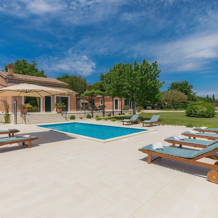 Holiday Home Villa Bernard By Interhome Rovinj Exterior photo