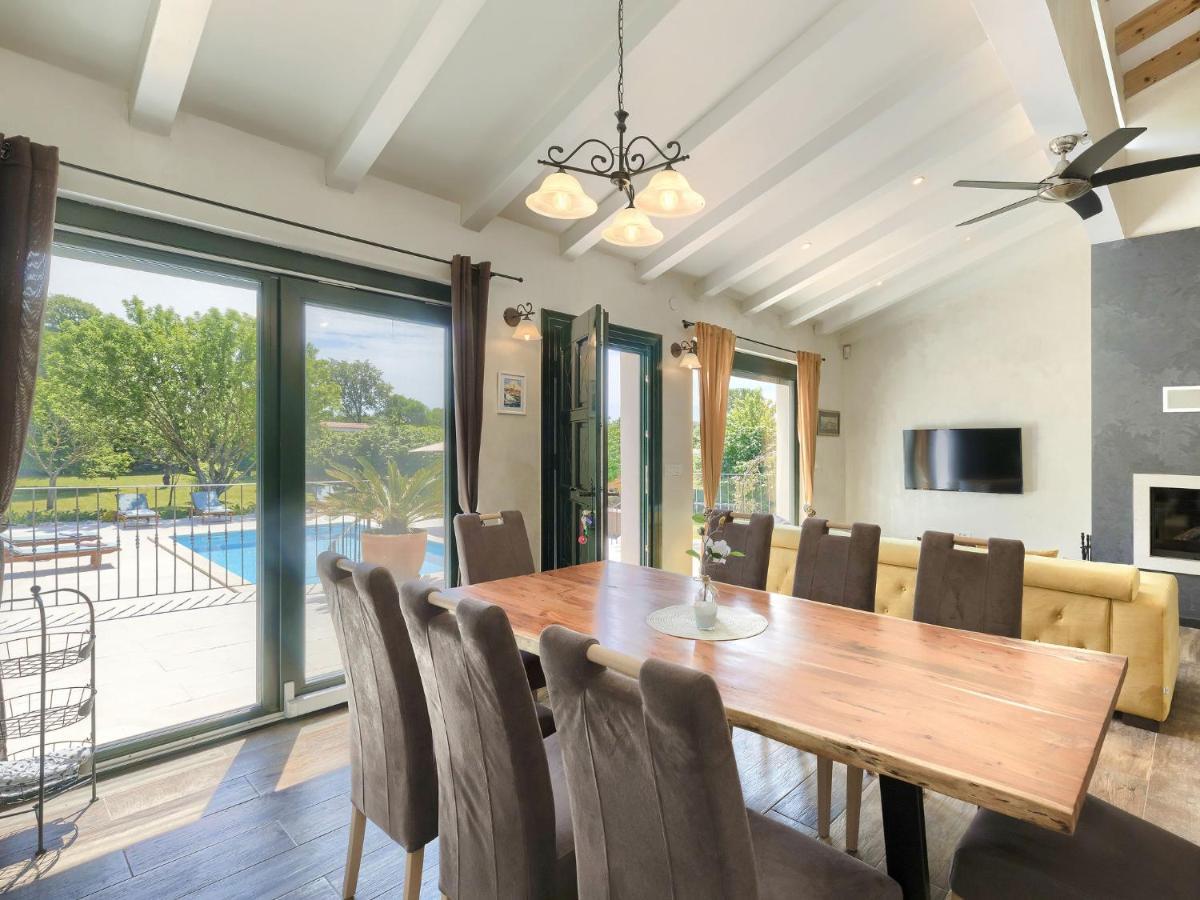 Holiday Home Villa Bernard By Interhome Rovinj Exterior photo