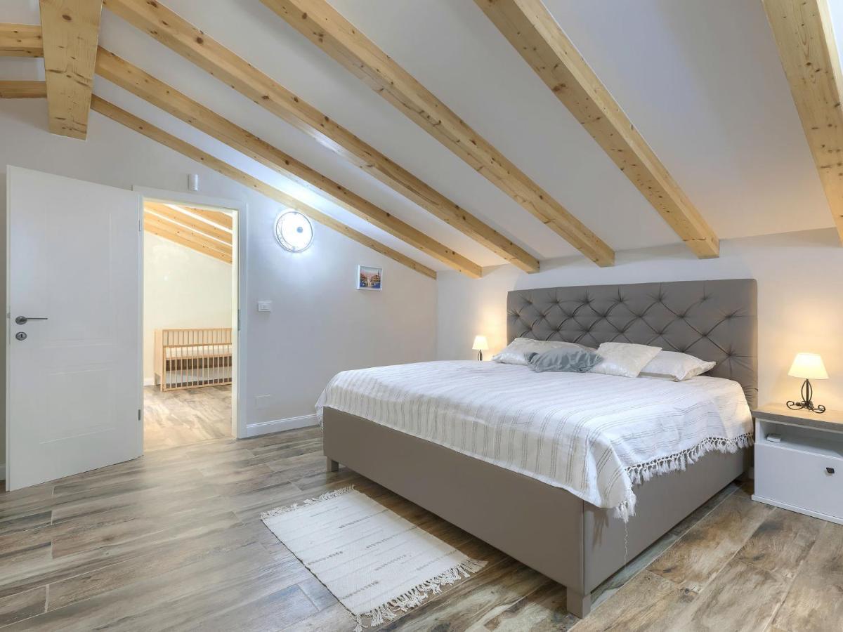Holiday Home Villa Bernard By Interhome Rovinj Exterior photo