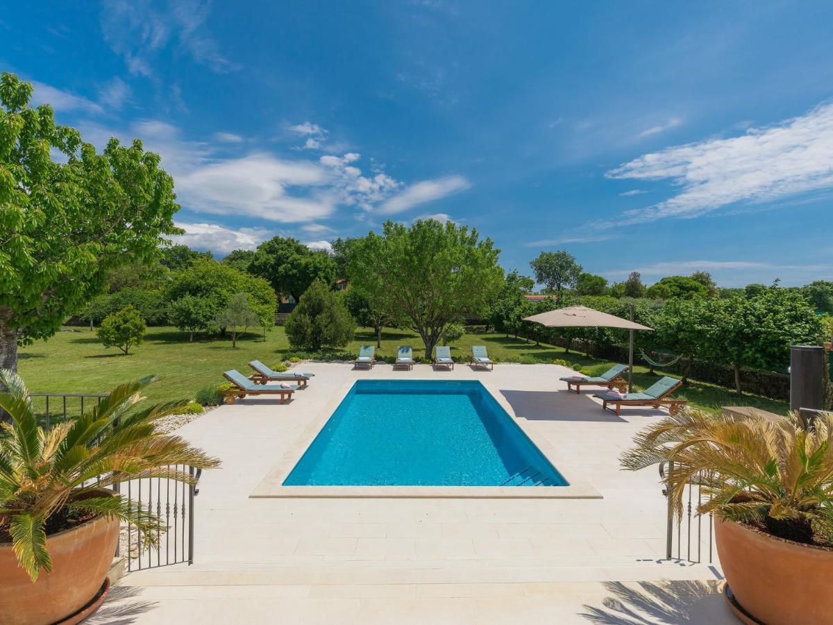 Holiday Home Villa Bernard By Interhome Rovinj Exterior photo
